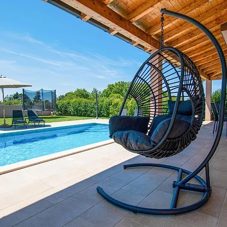 Apartman The Beautiful With A Private Pool