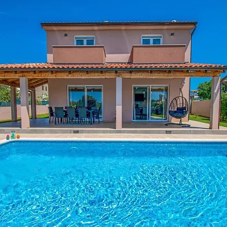 The Beautiful With A Private Pool